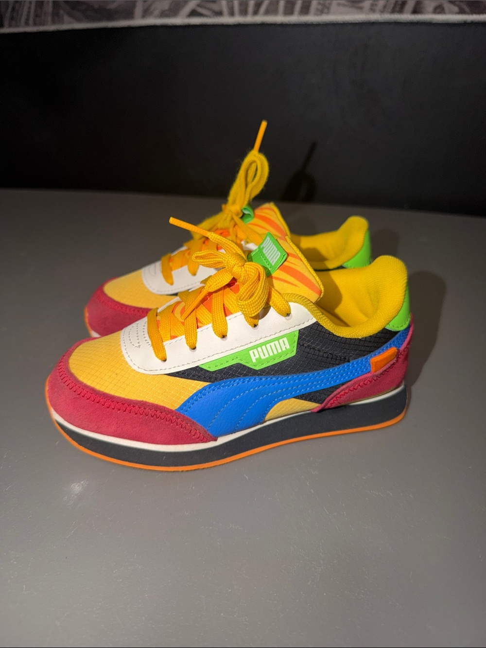 Puma Future Rider Candy Bar in Little Boys Size 1. Like New